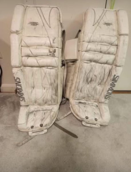 Senior Medium Simmons Hockey Goalie Pads (Used)