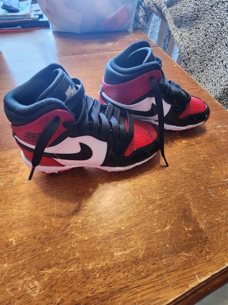 Red Kid's 12K (Little Kids) Youth Air Jordan High Top Molded Cleats (Used)