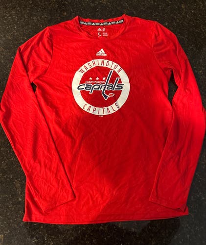 Washington Capitals Long Sleeve Shirt (Red, Youth XL)