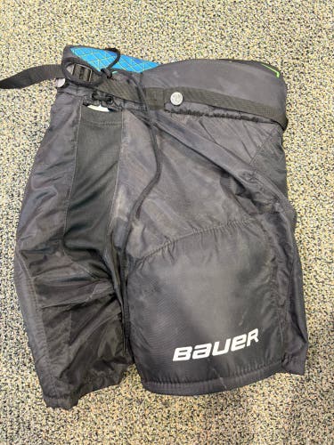 Youth Large Bauer X Hockey Pants (Used)