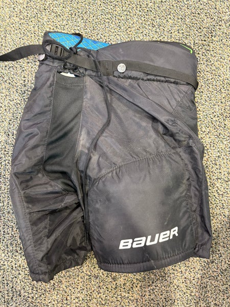 Youth Large Bauer X Hockey Pants (Used)