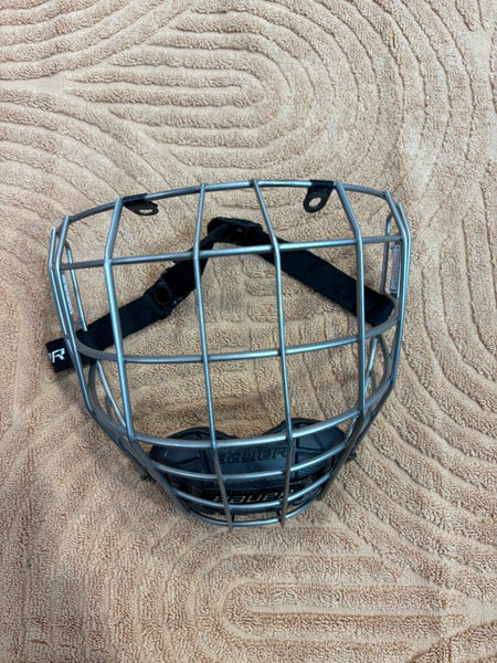 Small Bauer Profile III Facemask (Used)