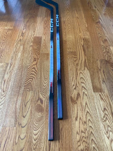 BRAND NEW Senior CCM Jetspeed FT8 Pro Left Hand Hockey Stick P29