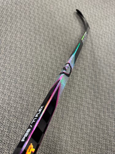 Senior Bauer Proto2 Right Handed Hockey Stick P28 (New) 77 flex