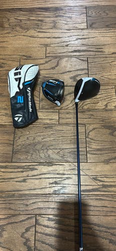 Men's 2022 TaylorMade SIM2 Max Right Handed Driver Regular Flex 10.5 Loft (Used)