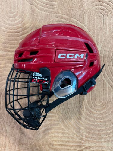 Red Medium CCM Tacks 720 Helmet (Used)