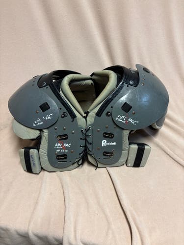 Medium Adult Riddell Air pac Shoulder Pads (Used)