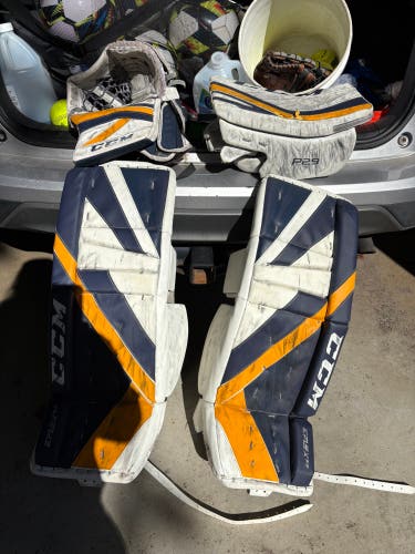 Goalie equipment, Leg Pads, Blocker, Glove