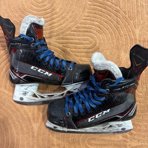 Intermediate CCM JetSpeed FT1 Hockey Skates Regular Width Size 4 (Used)