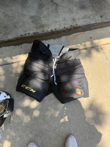 Large CCM HPG 14A Goalie Pants Pro Stock (Used)
