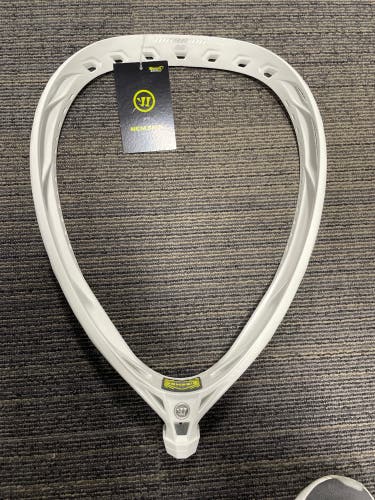 Adult Warrior Nemesis QS Unstrung Goalie Head (New)