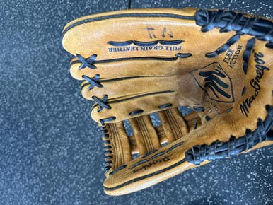 Used MacGregor FLEX ACTION BB/SB Glove RH Throw Brown 12 1/2" 11849-S000032757