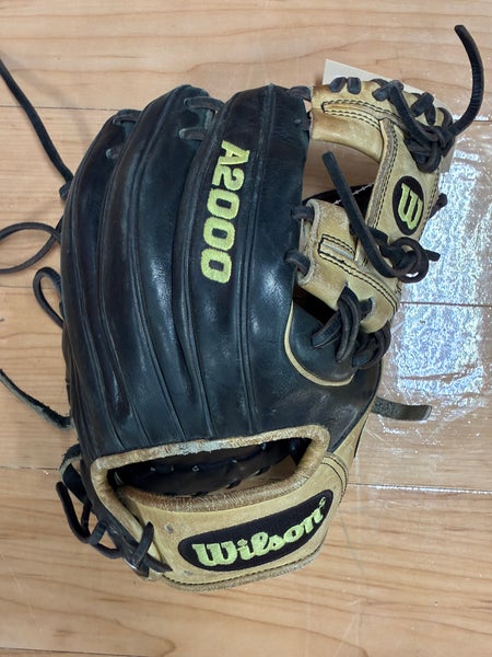 Wilson A2000 RH Infield Baseball Glove 11.25" (Used)