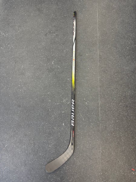 *NEW* Bauer Stick Hyperlite 2 P28/77/R