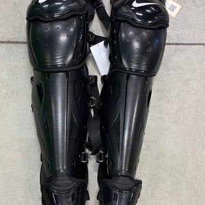 Nike Diamond Catcher's Leg Guard (New)