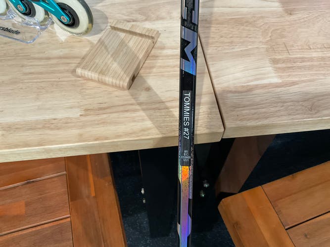 Senior CCM RibCor Trigger 10 Pro Right Handed Hockey Stick P28 (New)