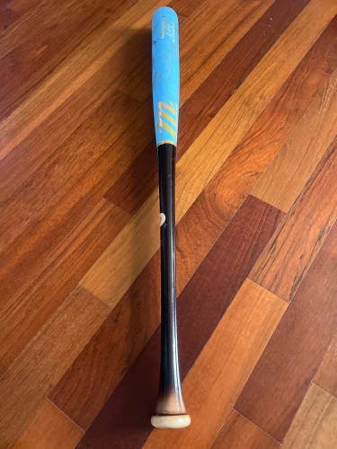 Marucci AR27 Maple Bat 33" (Used)
