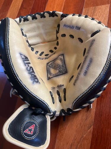 All Star CM3100BT RH Catcher's Baseball Glove (Used)