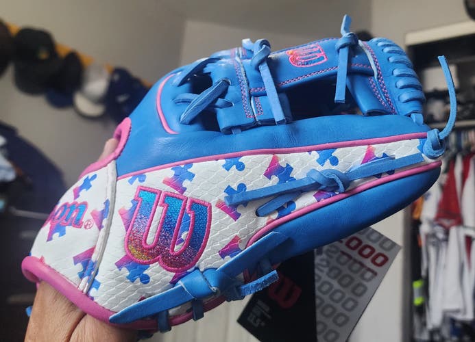 Infield RH Wilson A2000 1786 Baseball Glove 11.5" (New)
