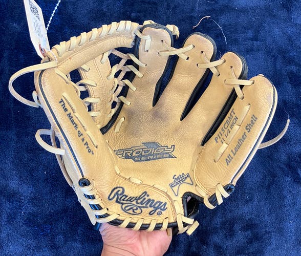 Brown Rawlings Prodigy RH Outfield Baseball Glove 11.5" (Used)
