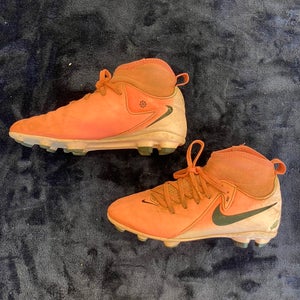 Pink Unisex 2Y (Big Kids / Youth) Nike Phantom Luna Elite Cleats Molded Cleats (Used)