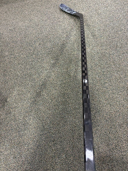 Junior Pro Blackout Hockey Stick Left Hand | P28 40 Flex (Used)