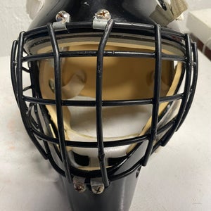Senior Large Van Velden Goalie Mask (Used)