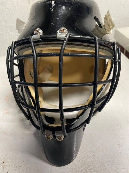 Senior Large Van Velden Goalie Mask (Used)