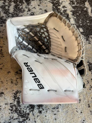 White Senior Bauer Supreme Shadow Goalie Glove (Used)
