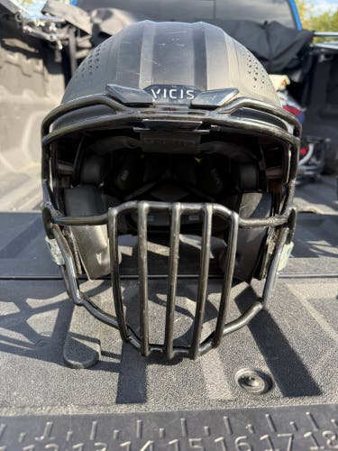 Large Youth Vicis ZERO2 Helmet (Used) with VICIS SO-212 face mask 2025