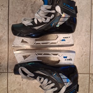 True TF7 Hockey Goalie Skates Regular Width 10 (Used)