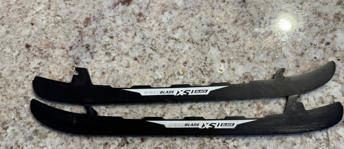 CCM XS1 Black 287 mm profiled but not used on ice