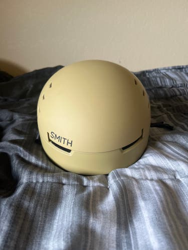 Medium Smith SUMMIT MIPS Helmet (Used)