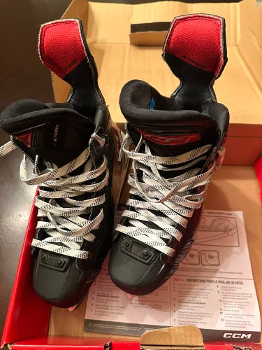 2025 CCM JetSpeed Vibe Hockey Skates Regular Width Size 5.5 (Used)