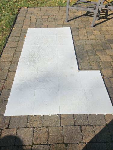 Slick Tiles - White