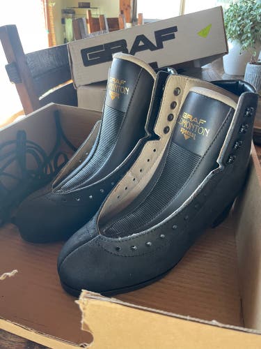 Graf Figure Skates B Adult 7.5 (New)
