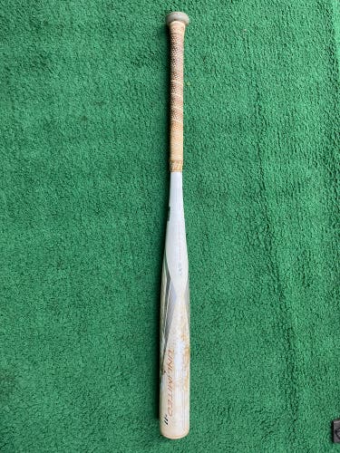 Easton Ghost Unlimited Composite Bat (-11) 19 oz 30" (Used)