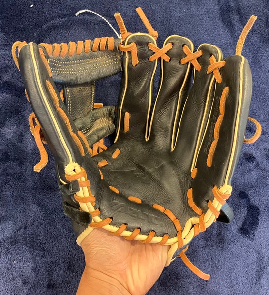Black Mizuno Prospect Select RH Outfield Baseball Glove 11.5" (Used)