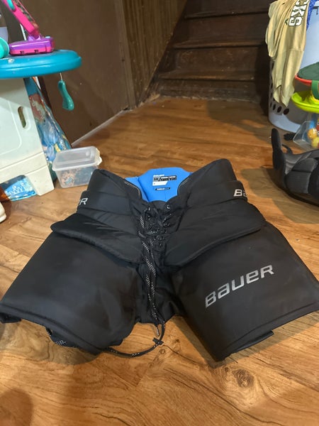 Senior Medium Bauer GSX Hockey Goalie Pants (New)