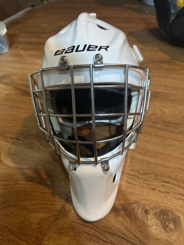 Senior 2021 Medium Bauer 940 Goalie Mask (Used)