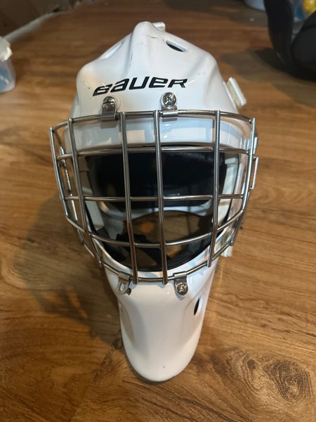 Senior 2021 Medium Bauer 940 Goalie Mask (Used)