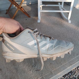 Gray Men's Size M 9.0 (W 10.0) Molded Cleats (Used)