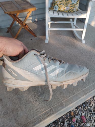Gray Men's Size M 9.0 (W 10.0) Molded Cleats (Used)