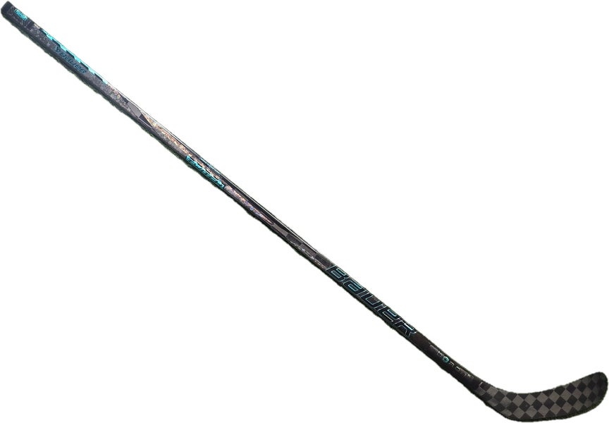 Single-Bauer Twitch RH 77 Flex P28 Hockey Stick(New)