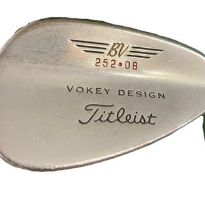 Titleist Vokey Design Gap Wedge 52*8 RH Dynamic Gold Stiff Steel 35.25" New Grip
