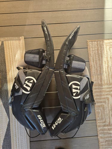 34"+1.5 Warrior Ritual G5 Goalie Leg Pads (Used)