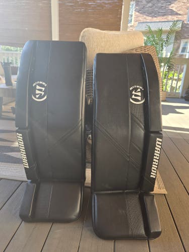 34"+1.5 Warrior Ritual G5 Goalie Leg Pads (Used)