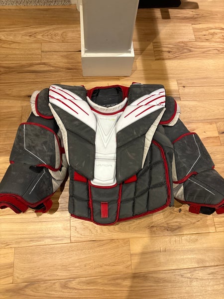 Large 2023 Bauer Hyperlite Goalie Chest Protector Pro Stock (Used)