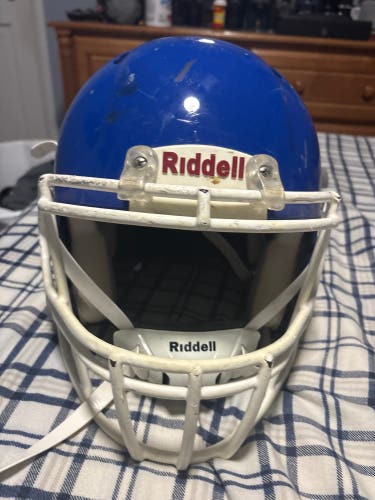 Medium Adult Riddell Speed Helmet (Used)