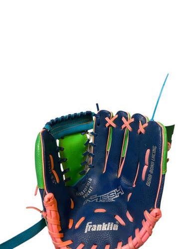 Used Franklin 22812 BB/SB Glove T-ball Navy Blue 9 1/2" 11706-S000365441